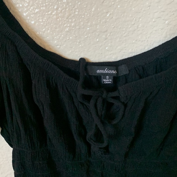 Cute baby’s doll top small with short sleeves - Picture 3 of 5